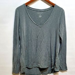 American Eagle Soft & Sexy long sleeve